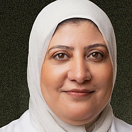 د. نورا عبدالسلام، طبيبة جلدية وتجميل في فوج كلينك